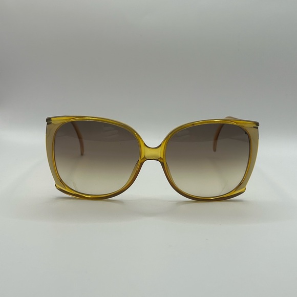 Vintage Playboy Sunglasses 4528 21 - Picture 2 of 7